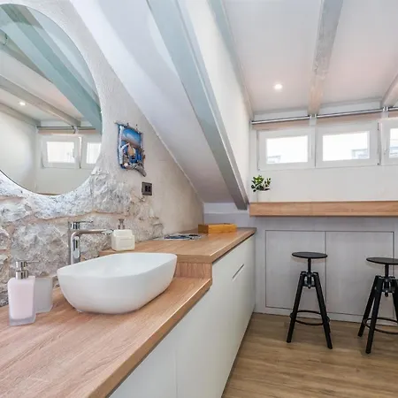 Apartament Sweet Luri *